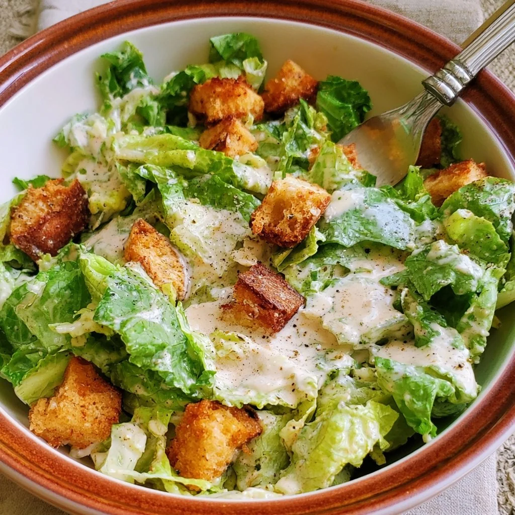 Recette de sauce Caesar maison pour salade César et cuisine asiatique